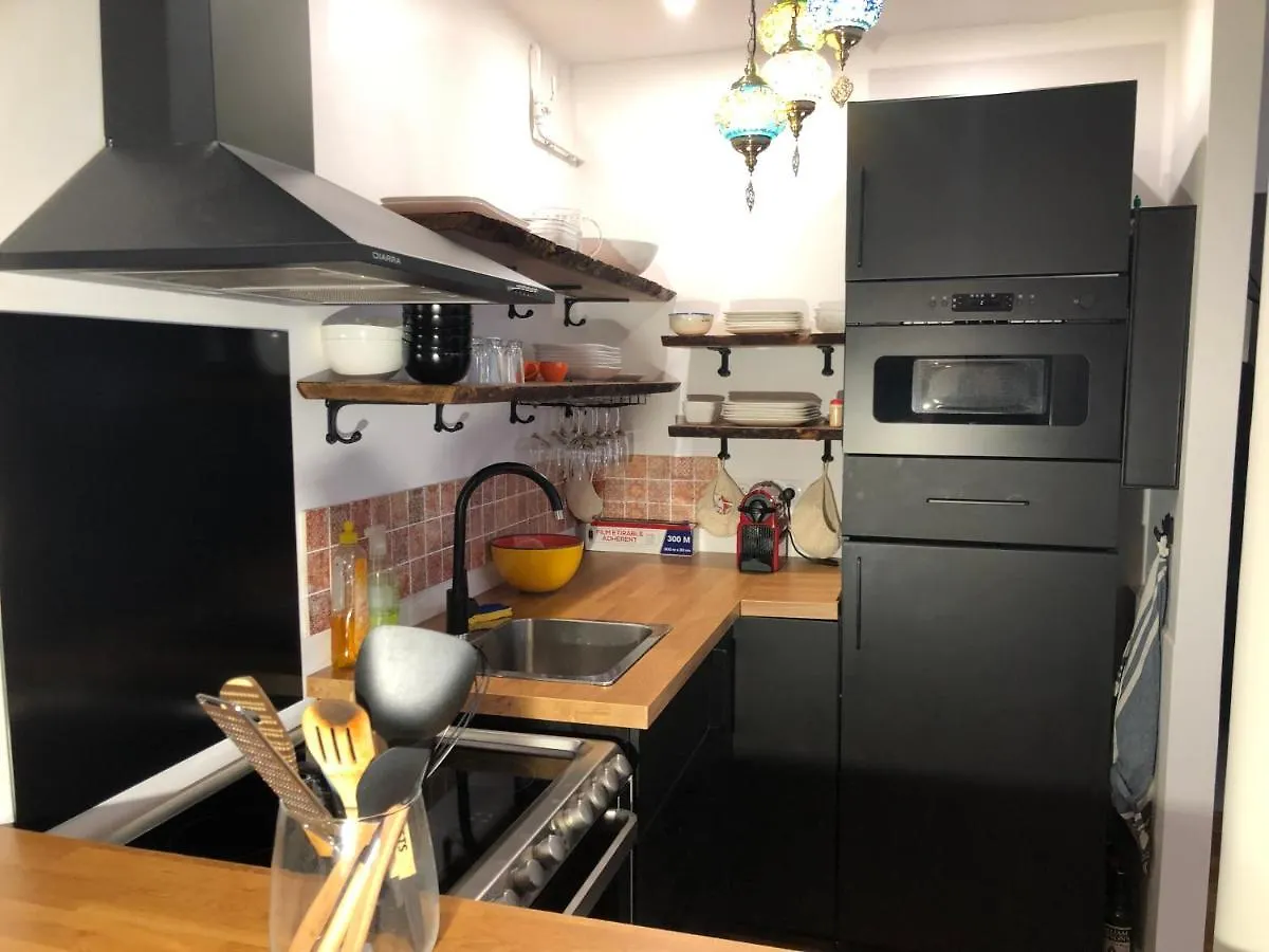 Paris Sweet Dream Apartment 0*,  France
